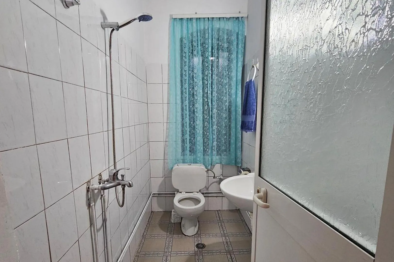 Aeria Rooms Himare 0*,  Albanië