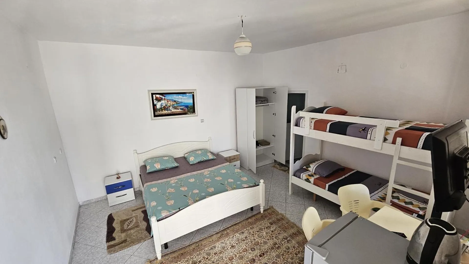 Aeria Rooms Himare 0*,  Albania