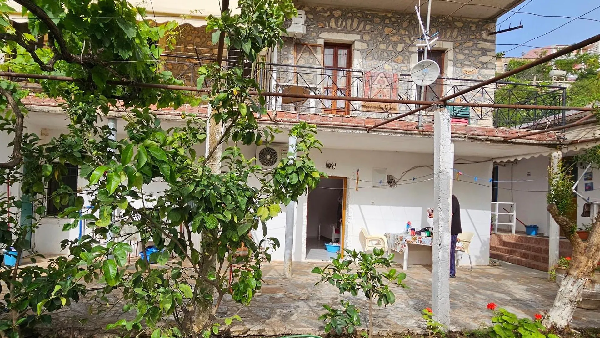 Maison d'hôtes Aeria Rooms Himarë